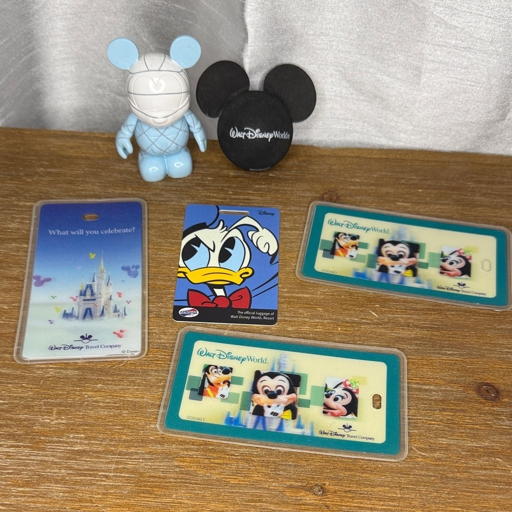Lot of Disney Luggage Tags, Disney Vinylmation, Mickey Ears Car Antenna Topper
